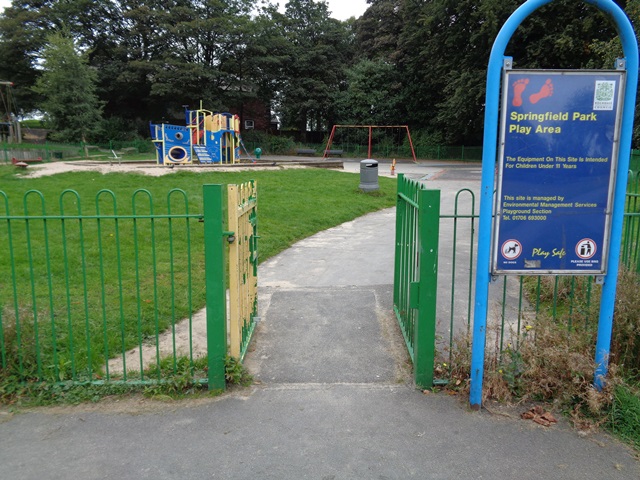 Photo shows the gate where the childs fingers were severed